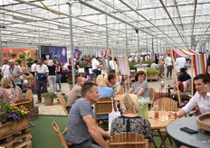 Op de gedeelde locatie van Evanthia en Selecta was er natuurlijk de mogelijkheid om even tot rust te komen en te genieten van een koud drankje.